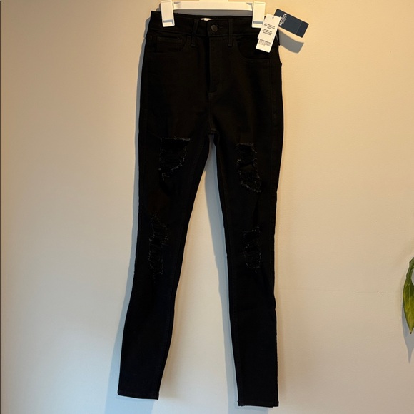 Hollister Curvy High Rise Super Skinny 00R Tipped Black Jeans - Picture 8 of 16